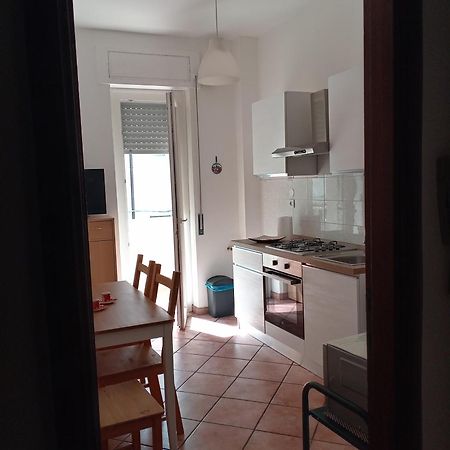 Love House - Apartment On The Beach Pescara Exterior foto