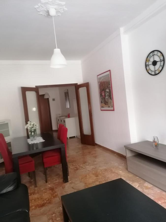 Love House - Apartment On The Beach Pescara Exterior foto